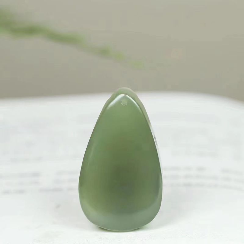 溫潤齋天然新疆和田玉青海料湖水綠玉石梅花鹿吊墜玉器福祿壽掛件