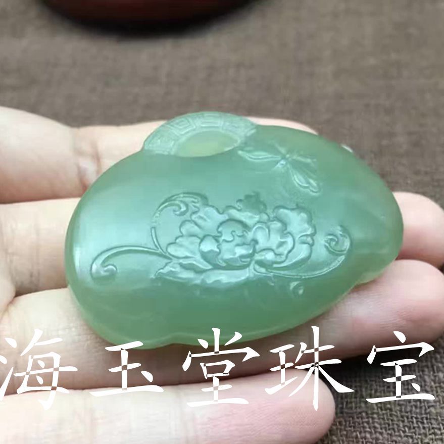 天然和田玉老坑青海料玉石蝶戀花鎖牌吊墜批發(fā) 南陽玉器掛飾批發(fā)