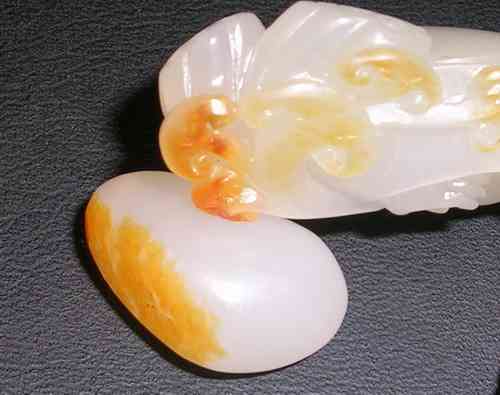 新疆和田玉料與青海俄料的區別分析