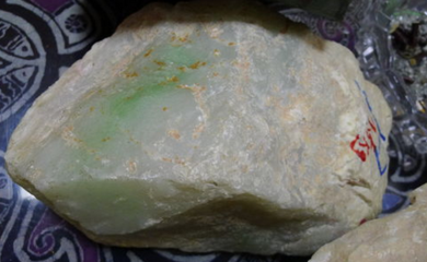 青海玉的識(shí)別特征與鑒賞要點(diǎn)